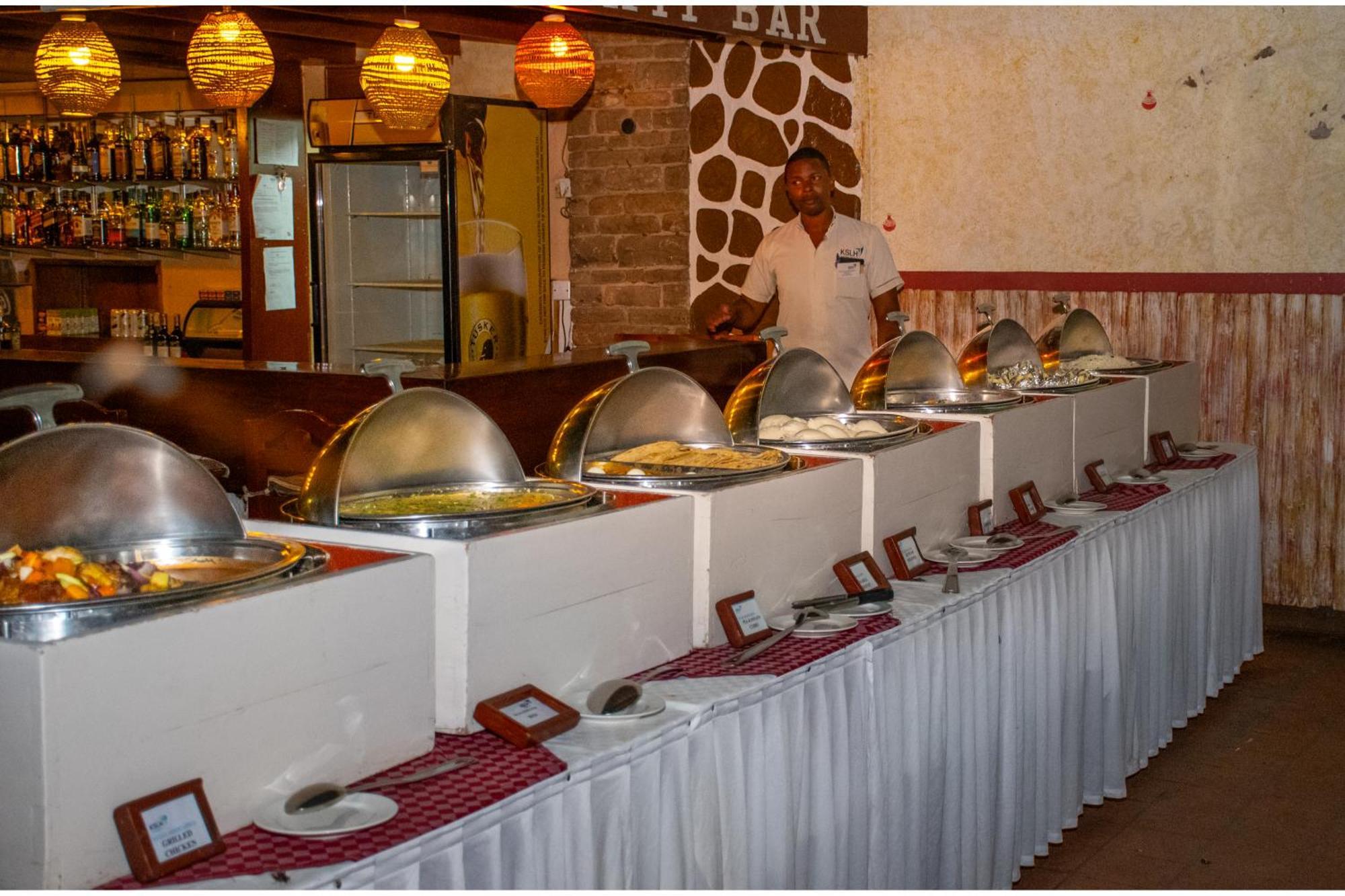 Ngulia Safari Lodge Ithumba Екстериор снимка