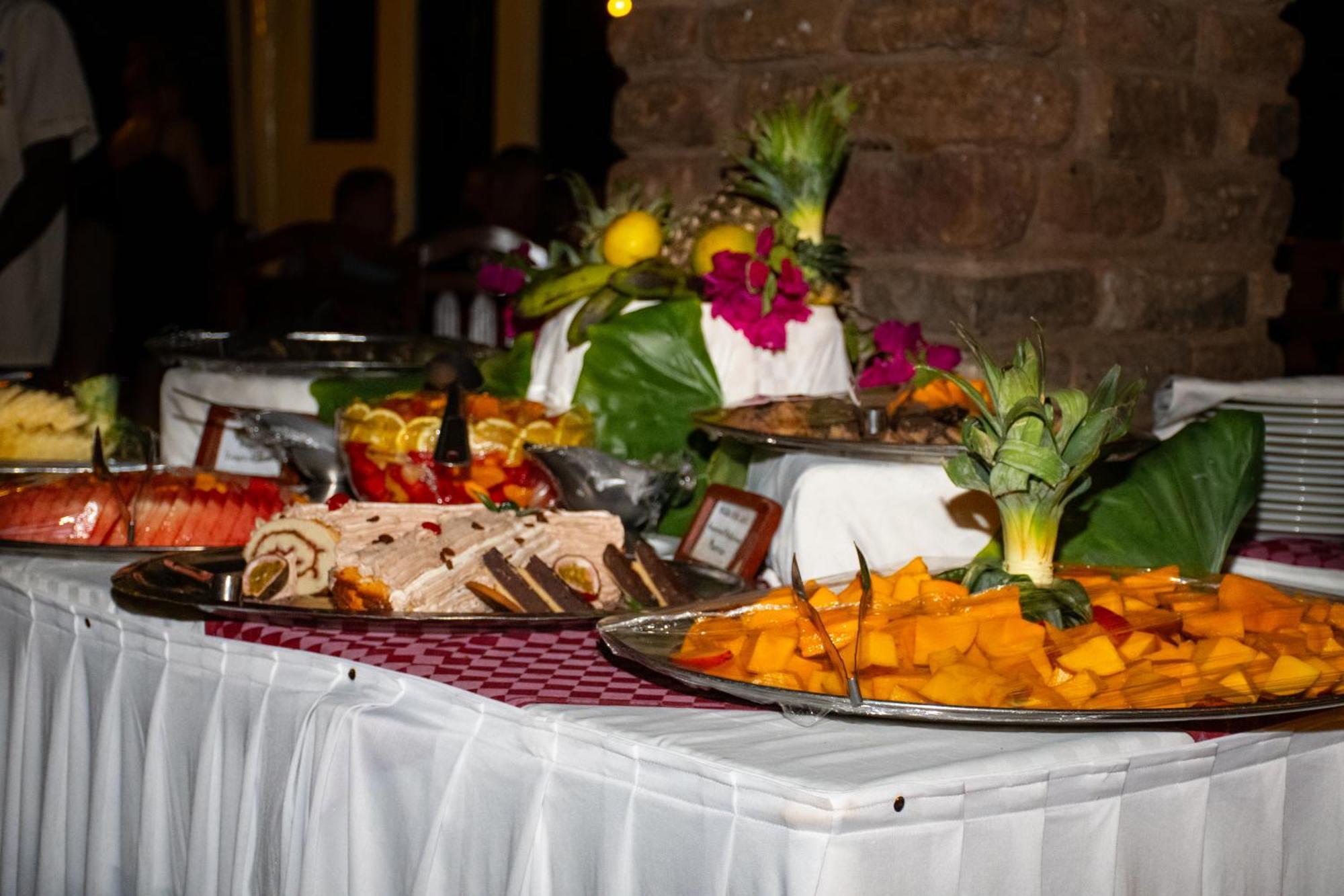 Ngulia Safari Lodge Ithumba Екстериор снимка